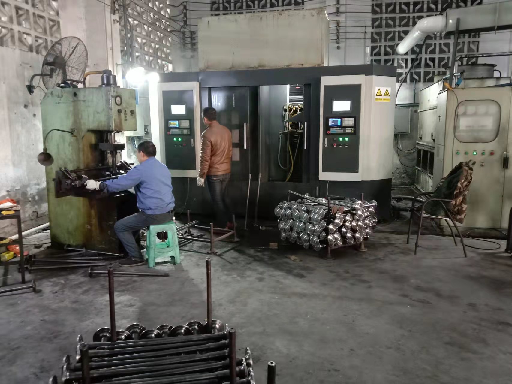 株洲市香蕉影视電源有限責任公司,株洲感應加（jiā）熱電源（yuán）係列